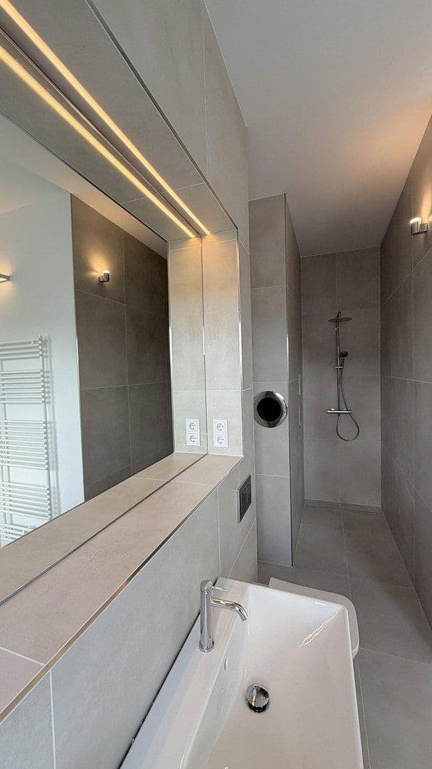 Predaj domu 140 m², pozemek 473 m², Ludwigsfelde, Brandenbursko Predaj domu 140 m², pozemek 473 m², Ludwigsfelde, Brandenbursko