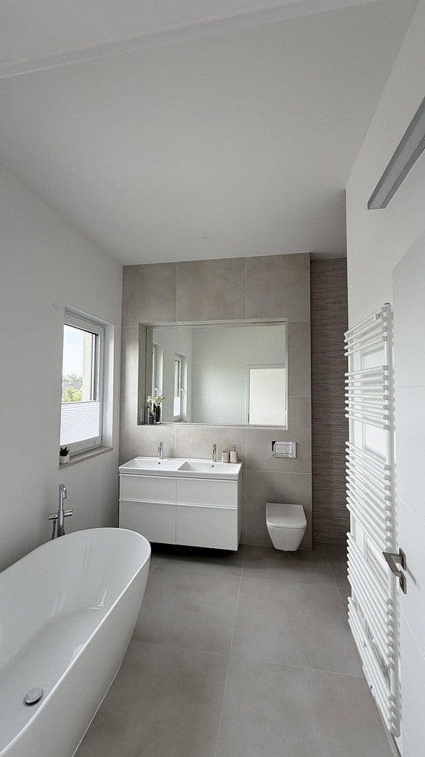 Predaj domu 140 m², pozemek 473 m², Ludwigsfelde, Brandenbursko Predaj domu 140 m², pozemek 473 m², Ludwigsfelde, Brandenbursko