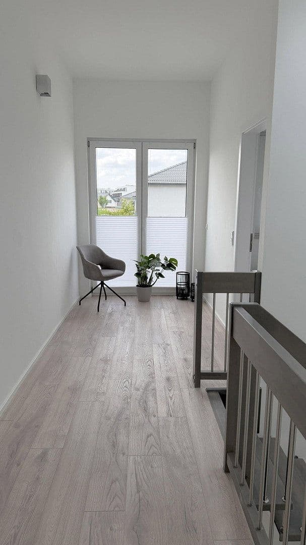 Predaj domu 140 m², pozemek 473 m², Ludwigsfelde, Brandenbursko Predaj domu 140 m², pozemek 473 m², Ludwigsfelde, Brandenbursko