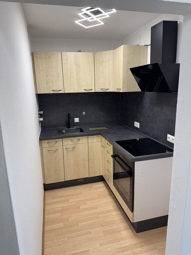 Prenájom bytu 1-izbový 34 m², Lohgrabenstr. 1A, Regensburg, Bavorsko Prenájom bytu 1-izbový 34 m², Lohgrabenstr. 1A, Regensburg, Bavorsko