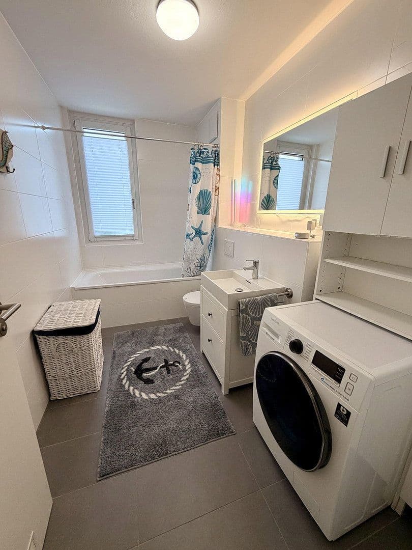 Prenájom bytu 3-izbový 75 m², Fritz-Bauer-Straße 38, München, Bavorsko Prenájom bytu 3-izbový 75 m², Fritz-Bauer-Straße 38, München, Bavorsko