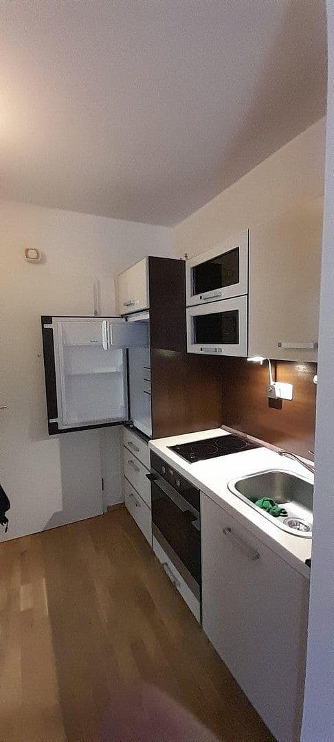 Prenájom bytu 1-izbový 24 m², An der Steinernen Bank 10, Pentling, Bavorsko Prenájom bytu 1-izbový 24 m², An der Steinernen Bank 10, Pentling, Bavorsko