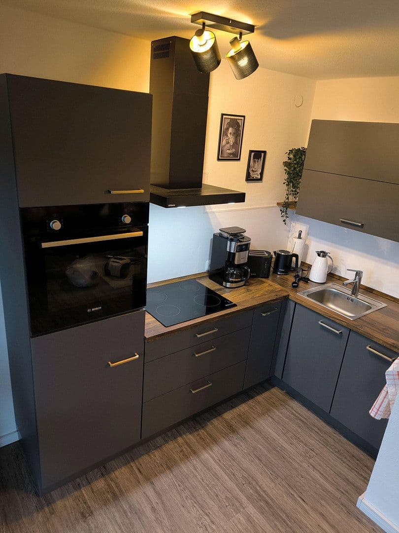 Prenájom bytu 1-izbový 44 m², Neuss, Severné Porýnie - Westfálsko Prenájom bytu 1-izbový 44 m², Neuss, Severné Porýnie - Westfálsko