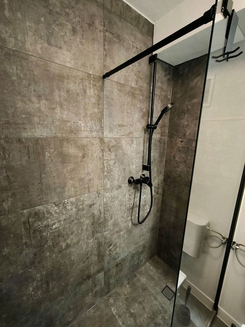 Prenájom bytu 1-izbový 44 m², Neuss, Severné Porýnie - Westfálsko Prenájom bytu 1-izbový 44 m², Neuss, Severné Porýnie - Westfálsko