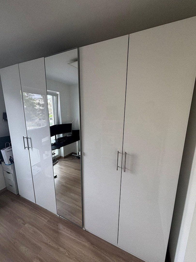 Prenájom bytu 3-izbový 76 m², Usastraße 22, Bad Nauheim, Hesensko Prenájom bytu 3-izbový 76 m², Usastraße 22, Bad Nauheim, Hesensko