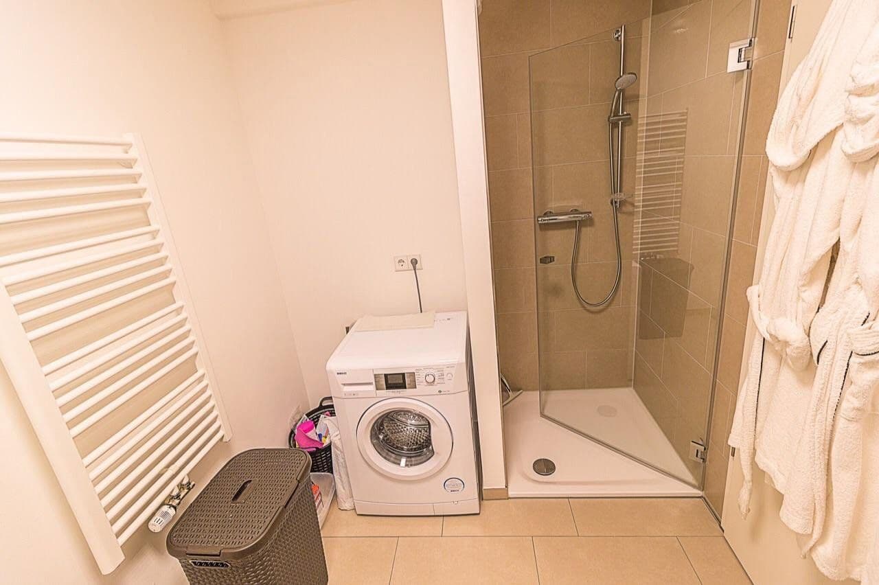 Predaj bytu 3-izbový 94 m², Friedrich-Karl-Str. 135, Köln, Severné Porýnie - Westfálsko Predaj bytu 3-izbový 94 m², Friedrich-Karl-Str. 135, Köln, Severné Porýnie - Westfálsko