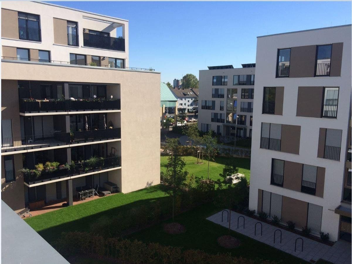 Predaj bytu 3-izbový 94 m², Friedrich-Karl-Str. 135, Köln, Severné Porýnie - Westfálsko Predaj bytu 3-izbový 94 m², Friedrich-Karl-Str. 135, Köln, Severné Porýnie - Westfálsko