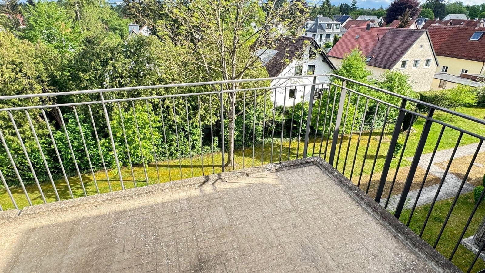 Prenájom bytu 2-izbový 54 m², Naupliastraße 39, München, Bavorsko Prenájom bytu 2-izbový 54 m², Naupliastraße 39, München, Bavorsko