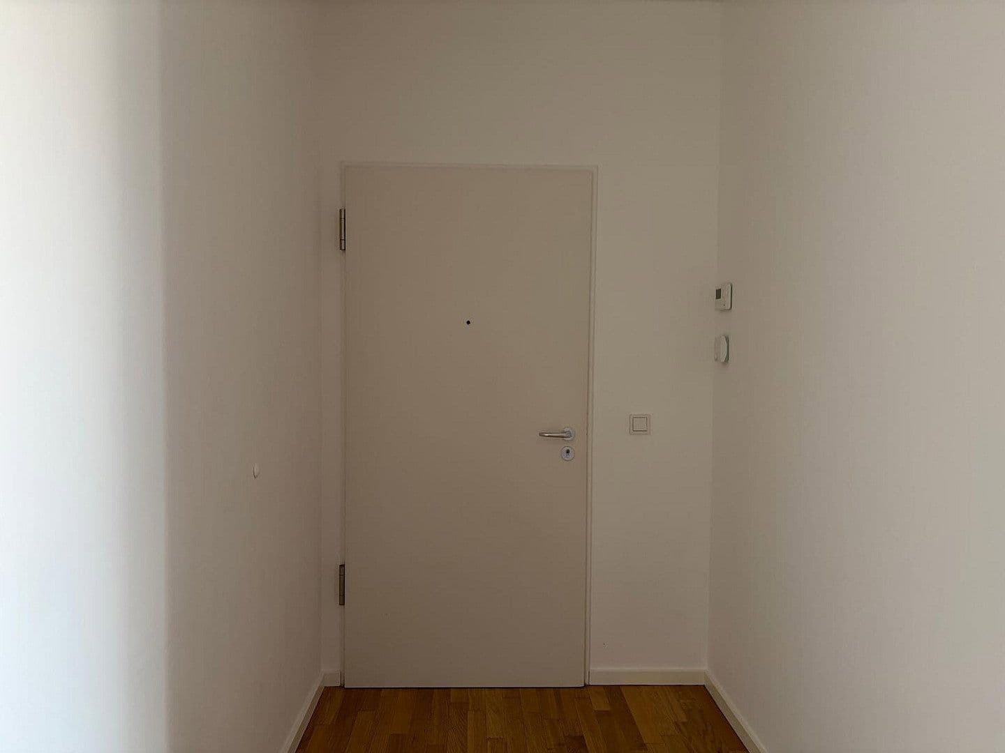 Predaj bytu 3-izbový 75 m², Berlin, Berlín Predaj bytu 3-izbový 75 m², Berlin, Berlín
