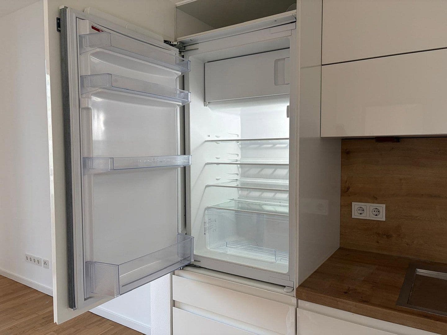 Predaj bytu 3-izbový 75 m², Berlin, Berlín Predaj bytu 3-izbový 75 m², Berlin, Berlín