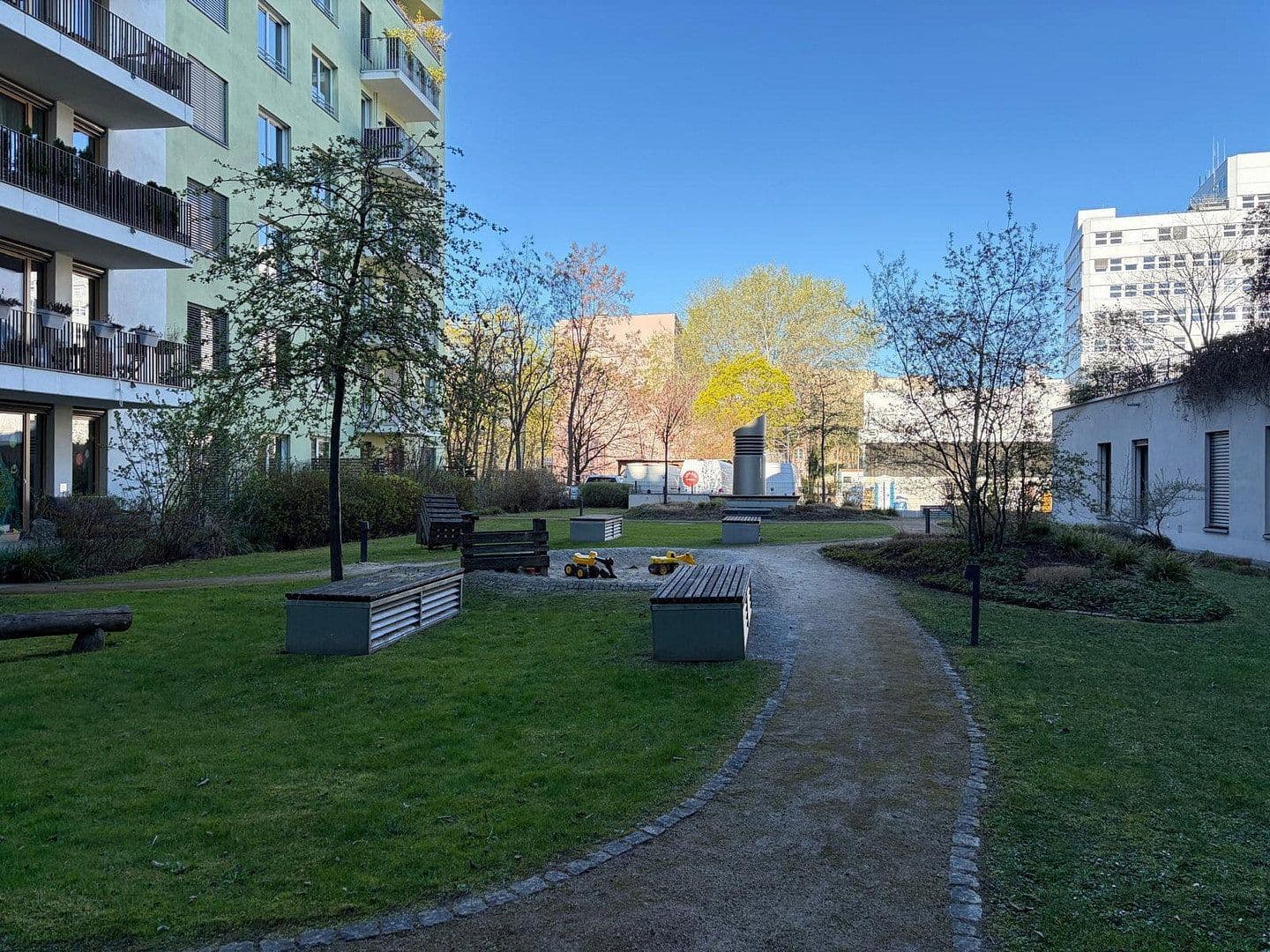 Predaj bytu 3-izbový 75 m², Berlin, Berlín Predaj bytu 3-izbový 75 m², Berlin, Berlín