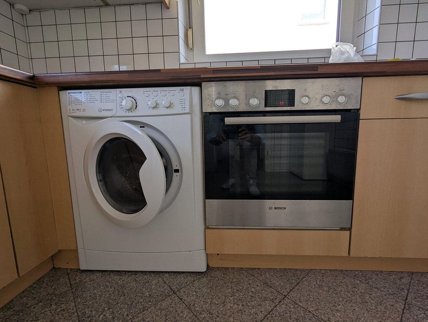 Prenájom bytu 4-izbový 102 m², Stuttgart, Bádensko-Wurttembersko Prenájom bytu 4-izbový 102 m², Stuttgart, Bádensko-Wurttembersko