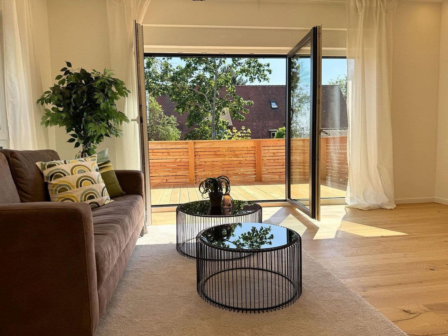 Prenájom bytu 2-izbový 67 m², Nürnberg, Bavorsko Prenájom bytu 2-izbový 67 m², Nürnberg, Bavorsko