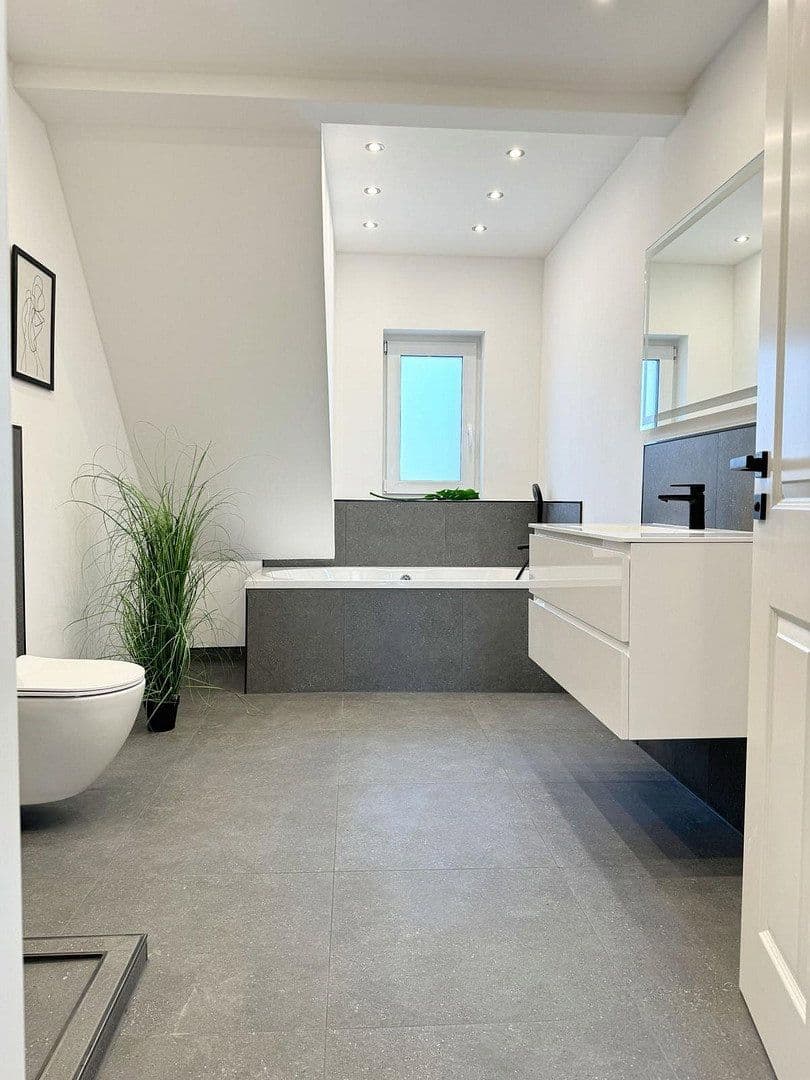 Prenájom bytu 2-izbový 67 m², Nürnberg, Bavorsko Prenájom bytu 2-izbový 67 m², Nürnberg, Bavorsko