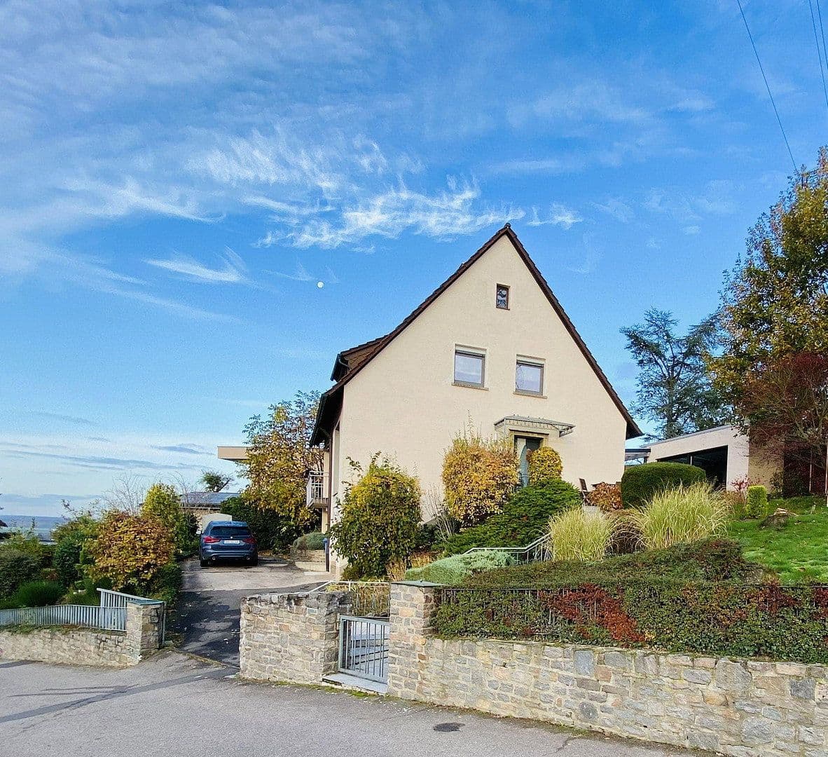 Predaj domu 140 m², pozemek 2.049 m², Kleinostheim, Bavorsko Predaj domu 140 m², pozemek 2.049 m², Kleinostheim, Bavorsko