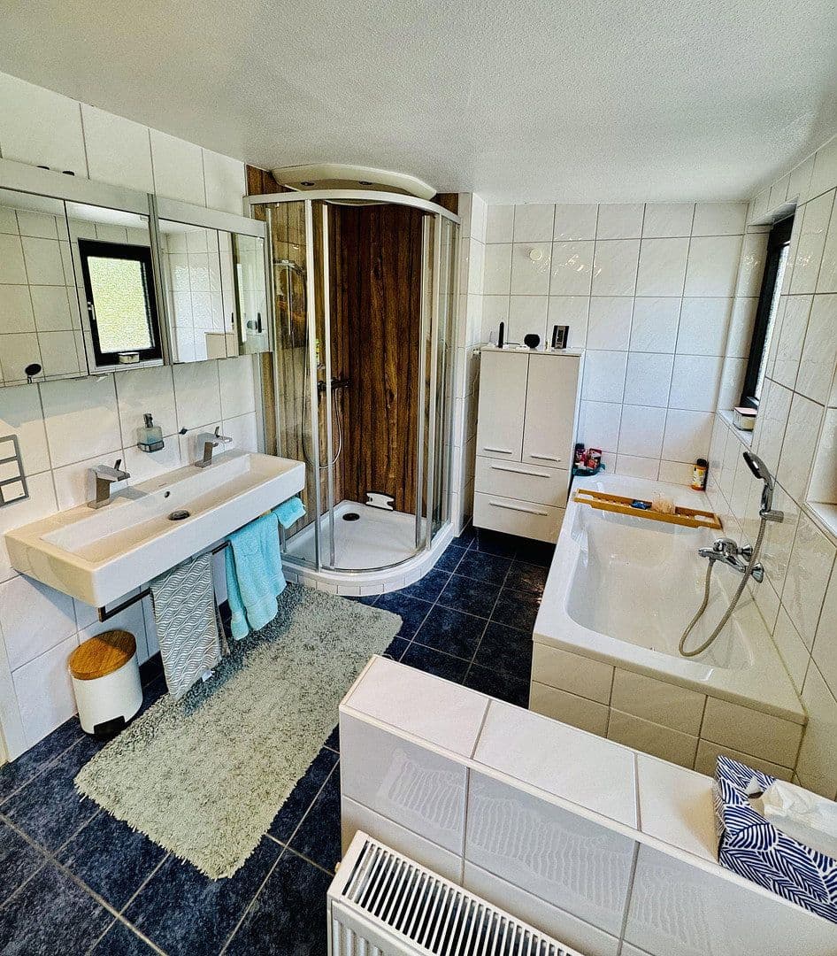Predaj domu 140 m², pozemek 2.049 m², Kleinostheim, Bavorsko Predaj domu 140 m², pozemek 2.049 m², Kleinostheim, Bavorsko