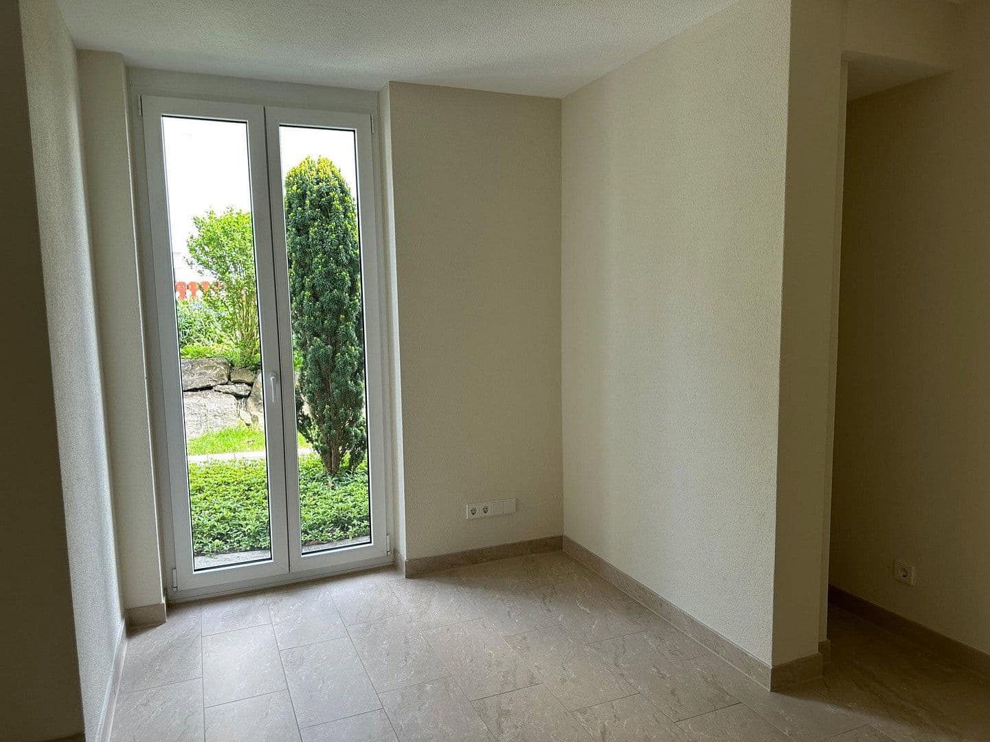 Prenájom bytu 3-izbový 152 m², Markdorf, Bádensko-Wurttembersko Prenájom bytu 3-izbový 152 m², Markdorf, Bádensko-Wurttembersko