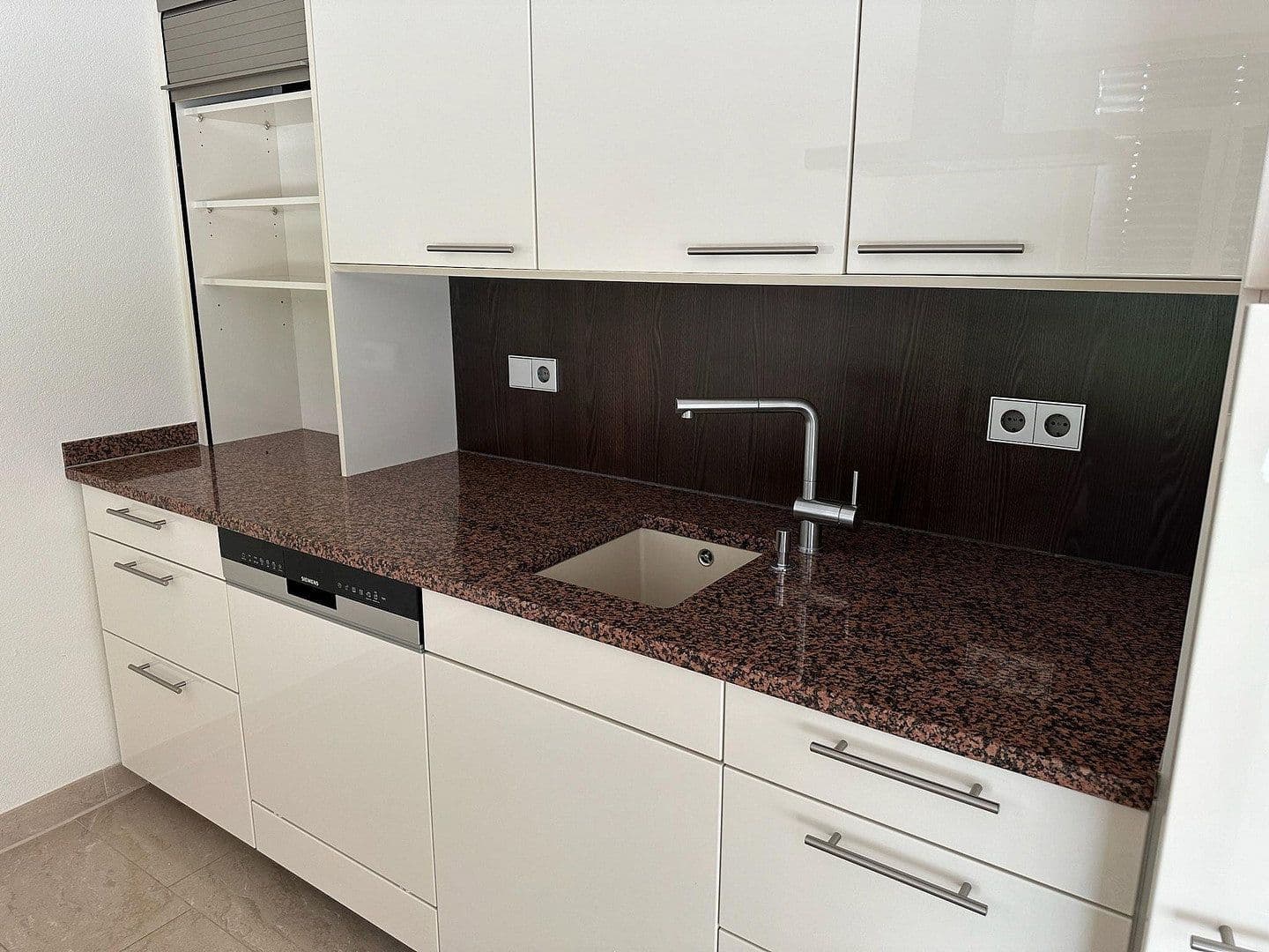 Prenájom bytu 3-izbový 152 m², Markdorf, Bádensko-Wurttembersko Prenájom bytu 3-izbový 152 m², Markdorf, Bádensko-Wurttembersko