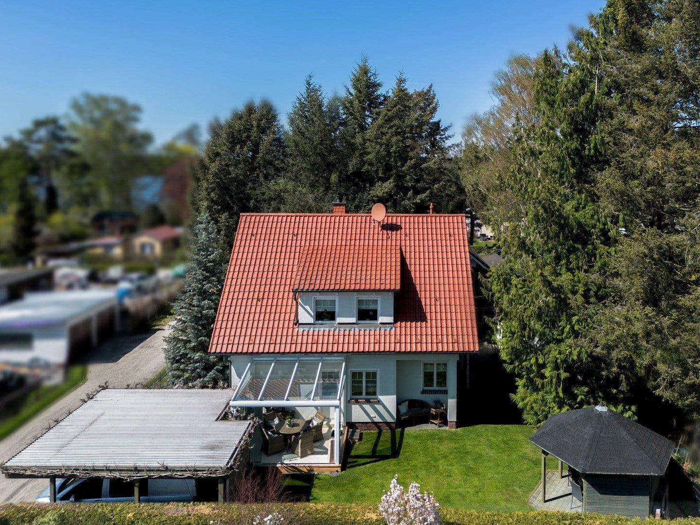 Predaj domu 122 m², pozemek 419 m², Am Sandberg 12, Königs Wusterhausen, Brandenbursko Predaj domu 122 m², pozemek 419 m², Am Sandberg 12, Königs Wusterhausen, Brandenbursko