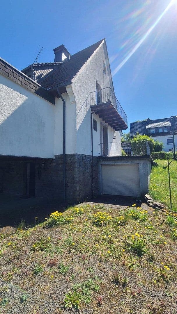 Predaj domu 153 m², pozemek 735 m², Attendorn, Severné Porýnie - Westfálsko Predaj domu 153 m², pozemek 735 m², Attendorn, Severné Porýnie - Westfálsko