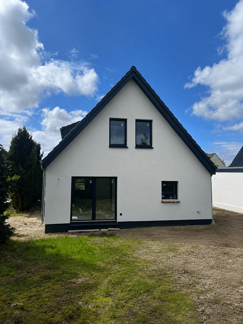 Predaj domu 132 m², pozemek 544 m², Glinde, Šlezvicko-Holštajnsko Predaj domu 132 m², pozemek 544 m², Glinde, Šlezvicko-Holštajnsko