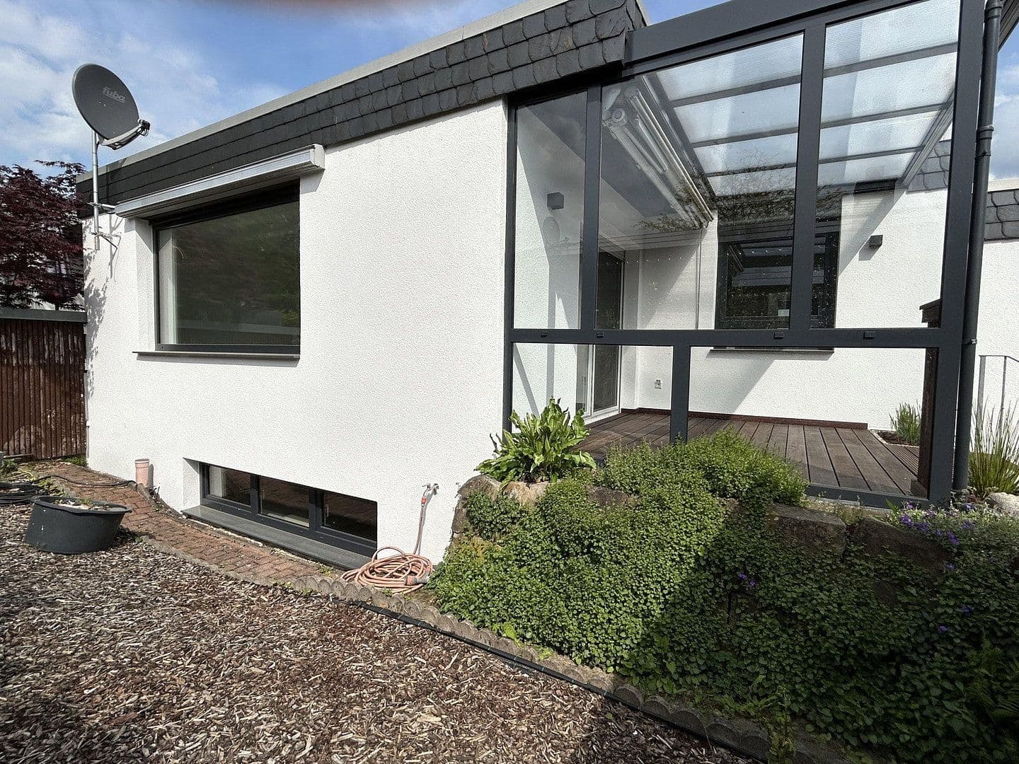 Predaj domu 120 m², pozemek 327 m², Bad Nenndorf, Dolné Sasko Predaj domu 120 m², pozemek 327 m², Bad Nenndorf, Dolné Sasko