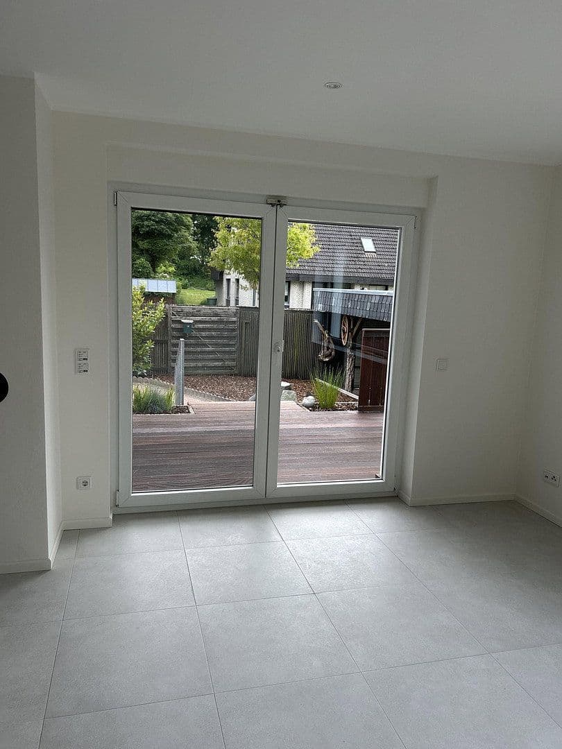 Predaj domu 120 m², pozemek 327 m², Bad Nenndorf, Dolné Sasko Predaj domu 120 m², pozemek 327 m², Bad Nenndorf, Dolné Sasko