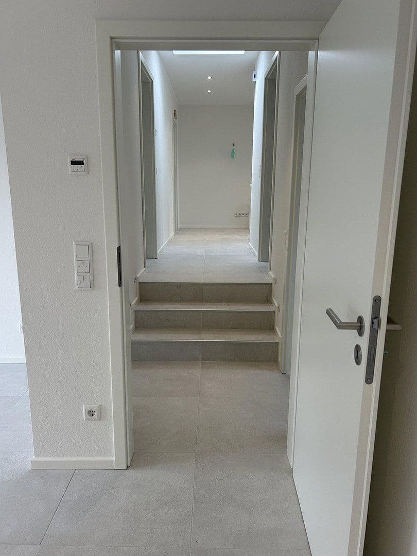 Predaj domu 120 m², pozemek 327 m², Bad Nenndorf, Dolné Sasko Predaj domu 120 m², pozemek 327 m², Bad Nenndorf, Dolné Sasko