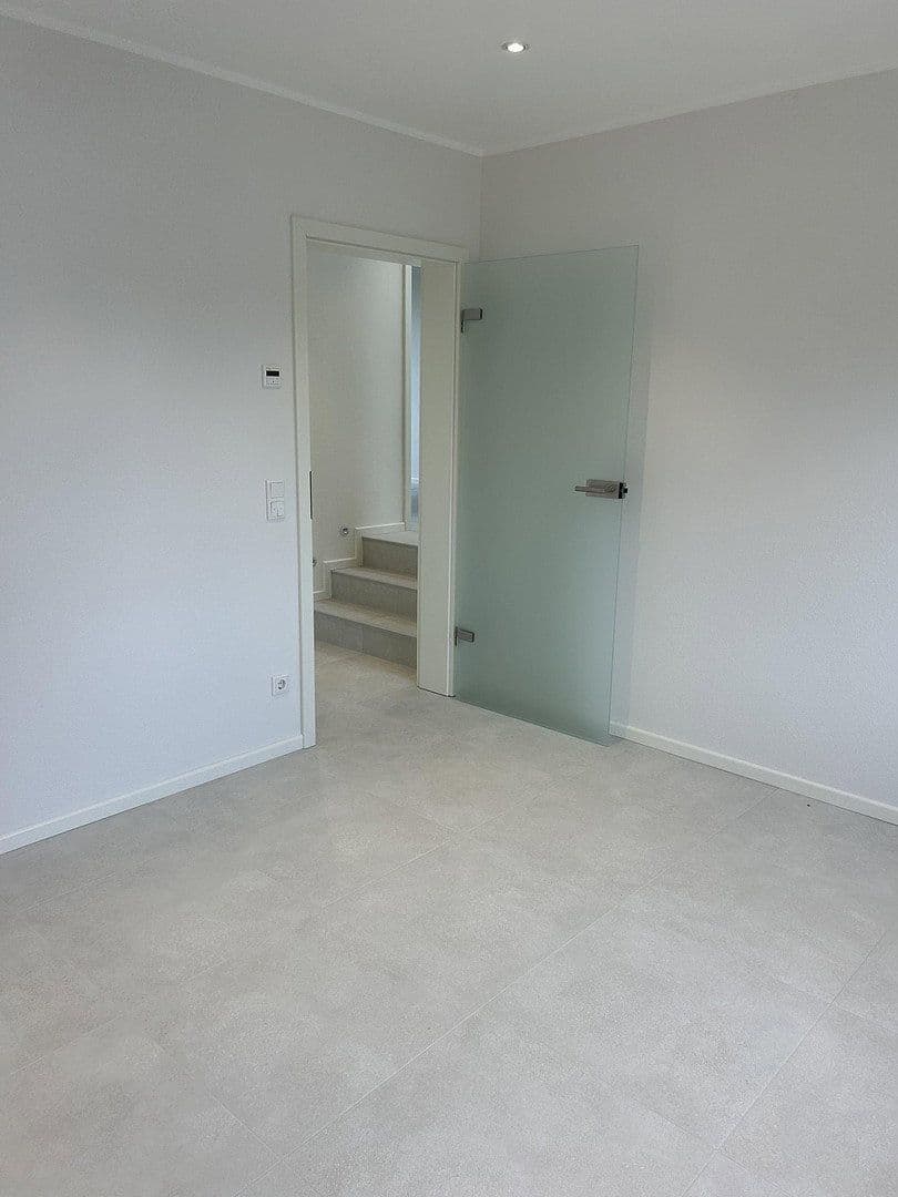 Predaj domu 120 m², pozemek 327 m², Bad Nenndorf, Dolné Sasko Predaj domu 120 m², pozemek 327 m², Bad Nenndorf, Dolné Sasko