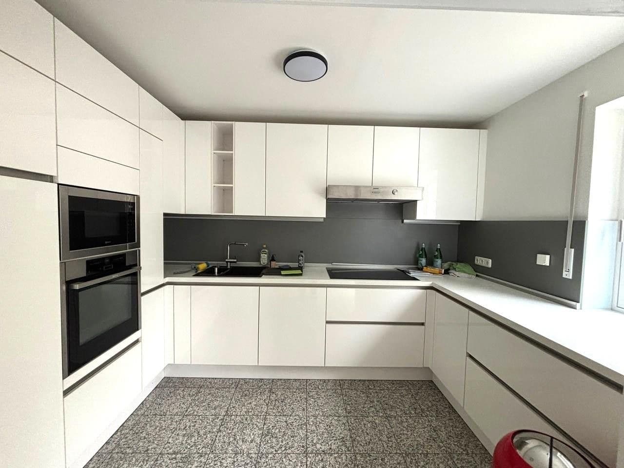 Prenájom domu 172 m², pozemek 325 m², München, Bavorsko Prenájom domu 172 m², pozemek 325 m², München, Bavorsko