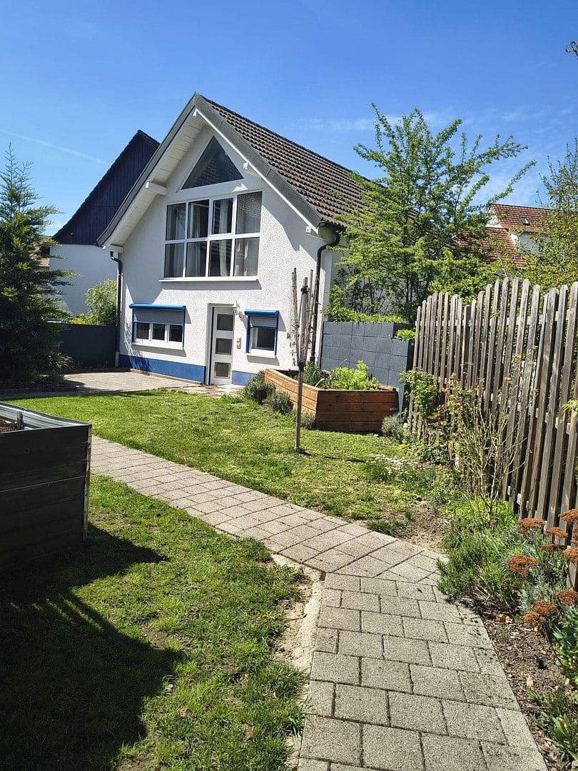 Predaj domu 87 m², pozemek 198 m², Steinen, Bádensko-Wurttembersko Predaj domu 87 m², pozemek 198 m², Steinen, Bádensko-Wurttembersko
