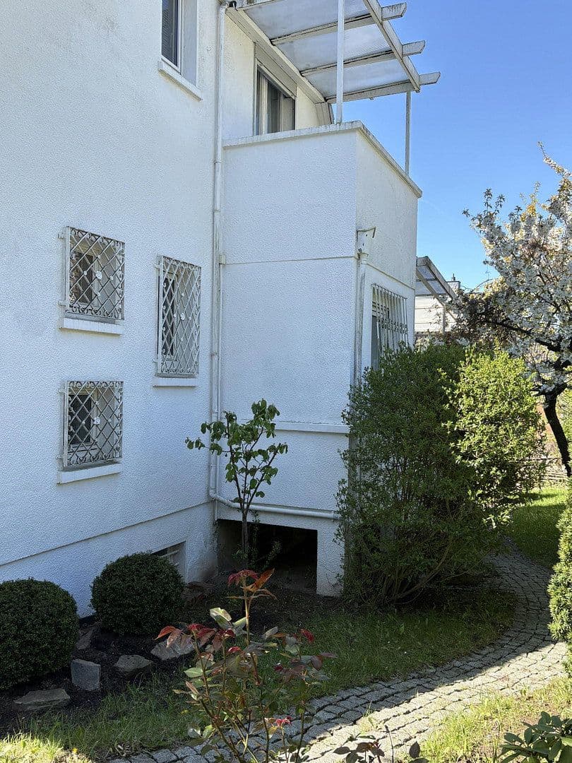 Predaj domu 134 m², pozemek 808 m², Bad Pyrmont, Dolné Sasko Predaj domu 134 m², pozemek 808 m², Bad Pyrmont, Dolné Sasko