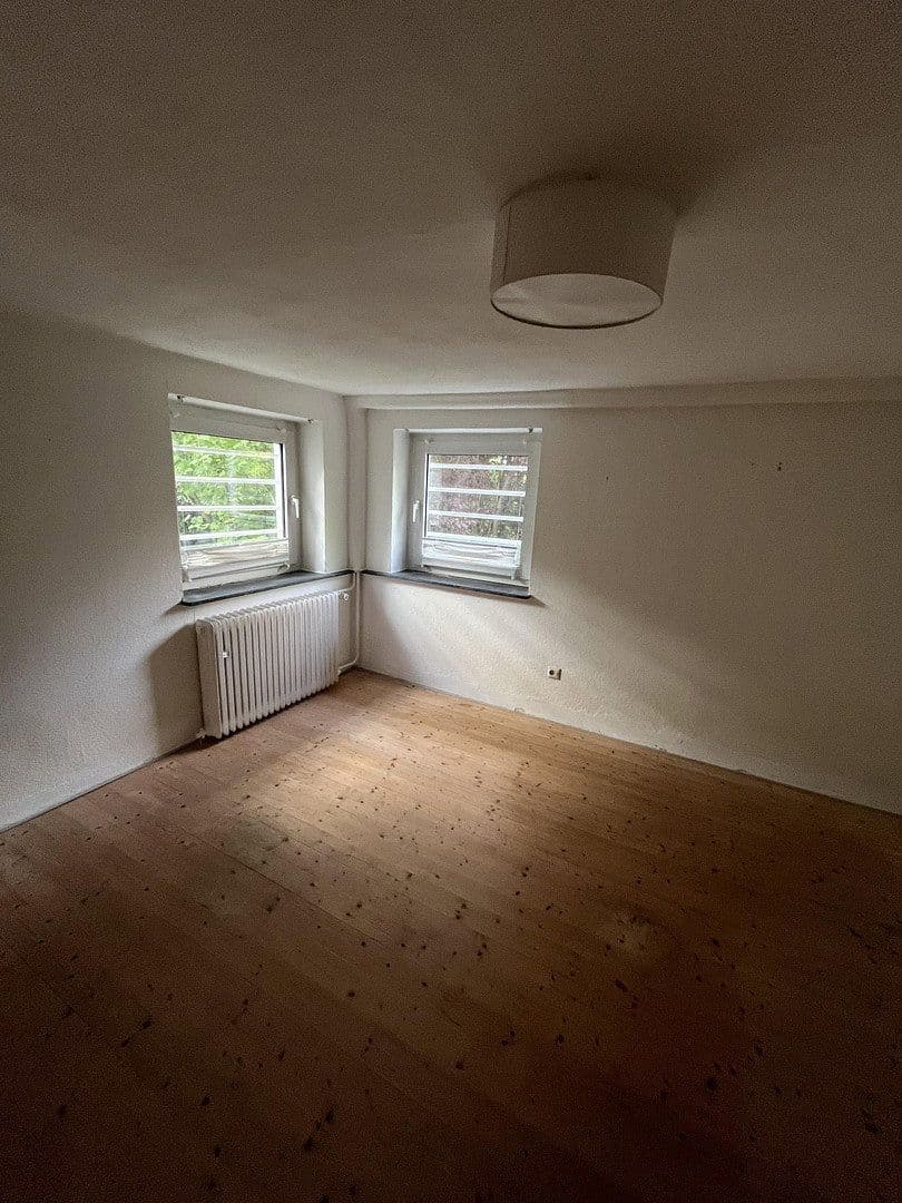 Predaj domu 134 m², pozemek 808 m², Bad Pyrmont, Dolné Sasko Predaj domu 134 m², pozemek 808 m², Bad Pyrmont, Dolné Sasko