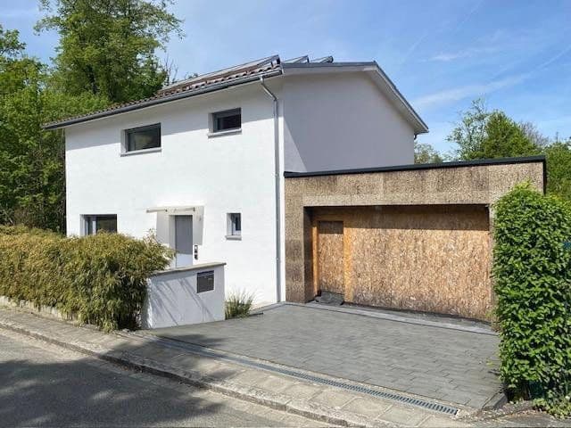 Predaj domu 143 m², pozemek 1.770 m², Hersbruck, Bavorsko Predaj domu 143 m², pozemek 1.770 m², Hersbruck, Bavorsko