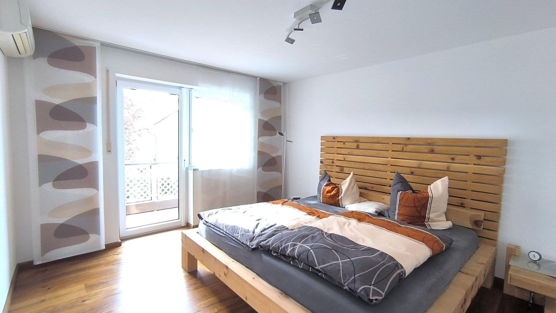 Predaj domu 182 m², pozemek 363 m², Mühldorf am Inn, Bavorsko Predaj domu 182 m², pozemek 363 m², Mühldorf am Inn, Bavorsko