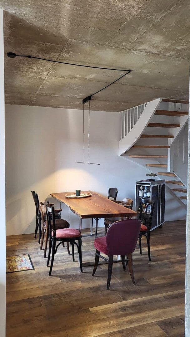 Prenájom bytu 5-izbový 149 m², Wallstr. 86-90, Köln, Severné Porýnie - Westfálsko Prenájom bytu 5-izbový 149 m², Wallstr. 86-90, Köln, Severné Porýnie - Westfálsko