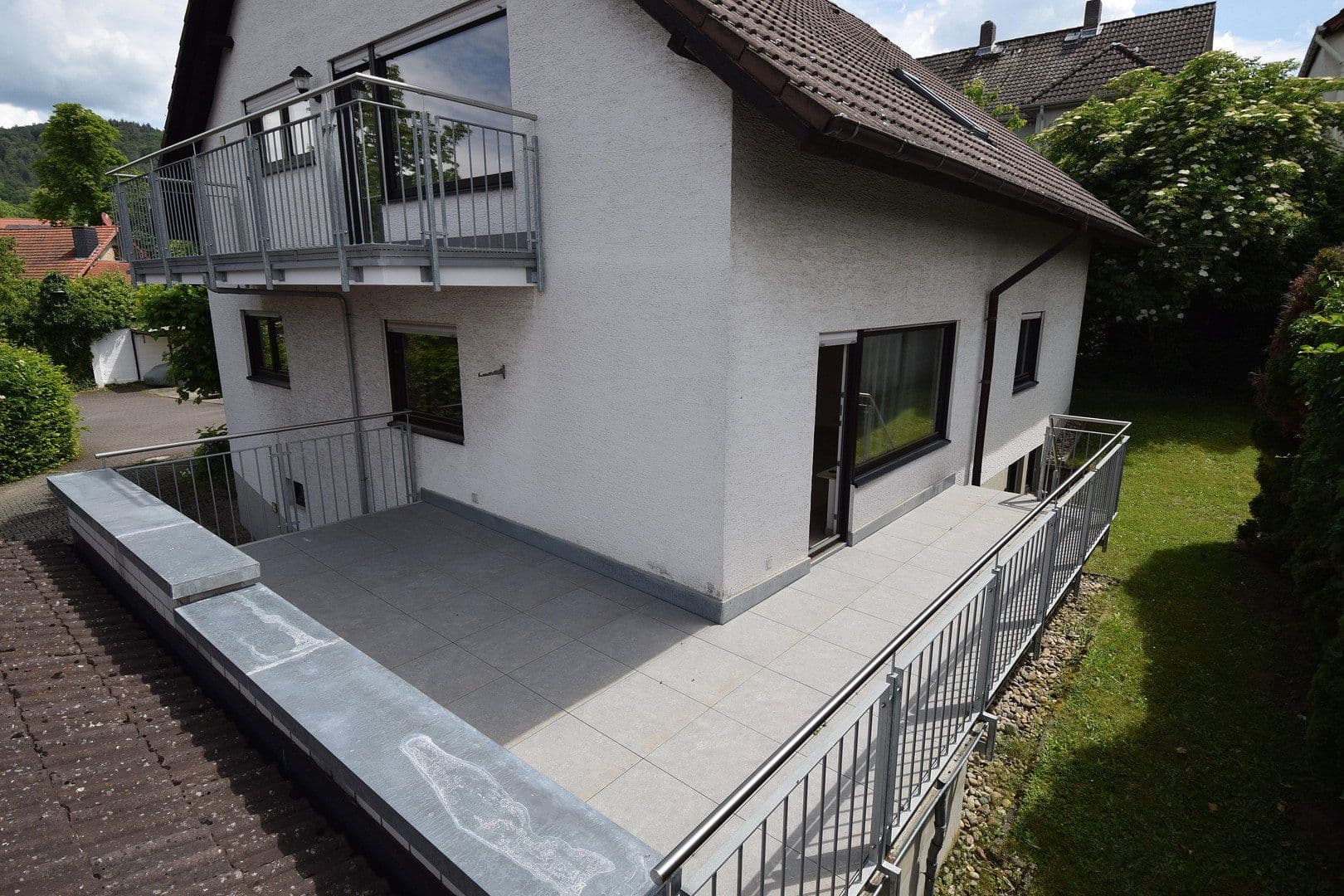 Predaj domu 197 m², pozemek 383 m², Seeheim-Jugenheim, Hesensko Predaj domu 197 m², pozemek 383 m², Seeheim-Jugenheim, Hesensko