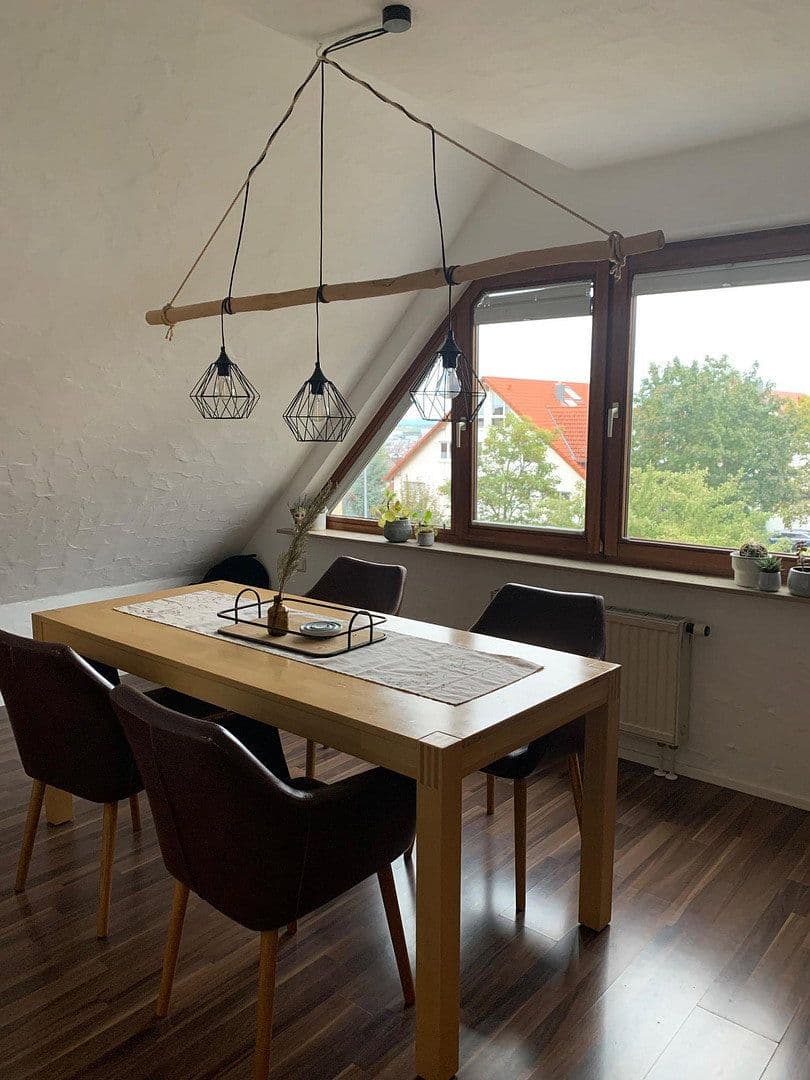 Prenájom bytu 3-izbový 75 m², Stieglitzweg 2, Filderstadt, Bádensko-Wurttembersko Prenájom bytu 3-izbový 75 m², Stieglitzweg 2, Filderstadt, Bádensko-Wurttembersko