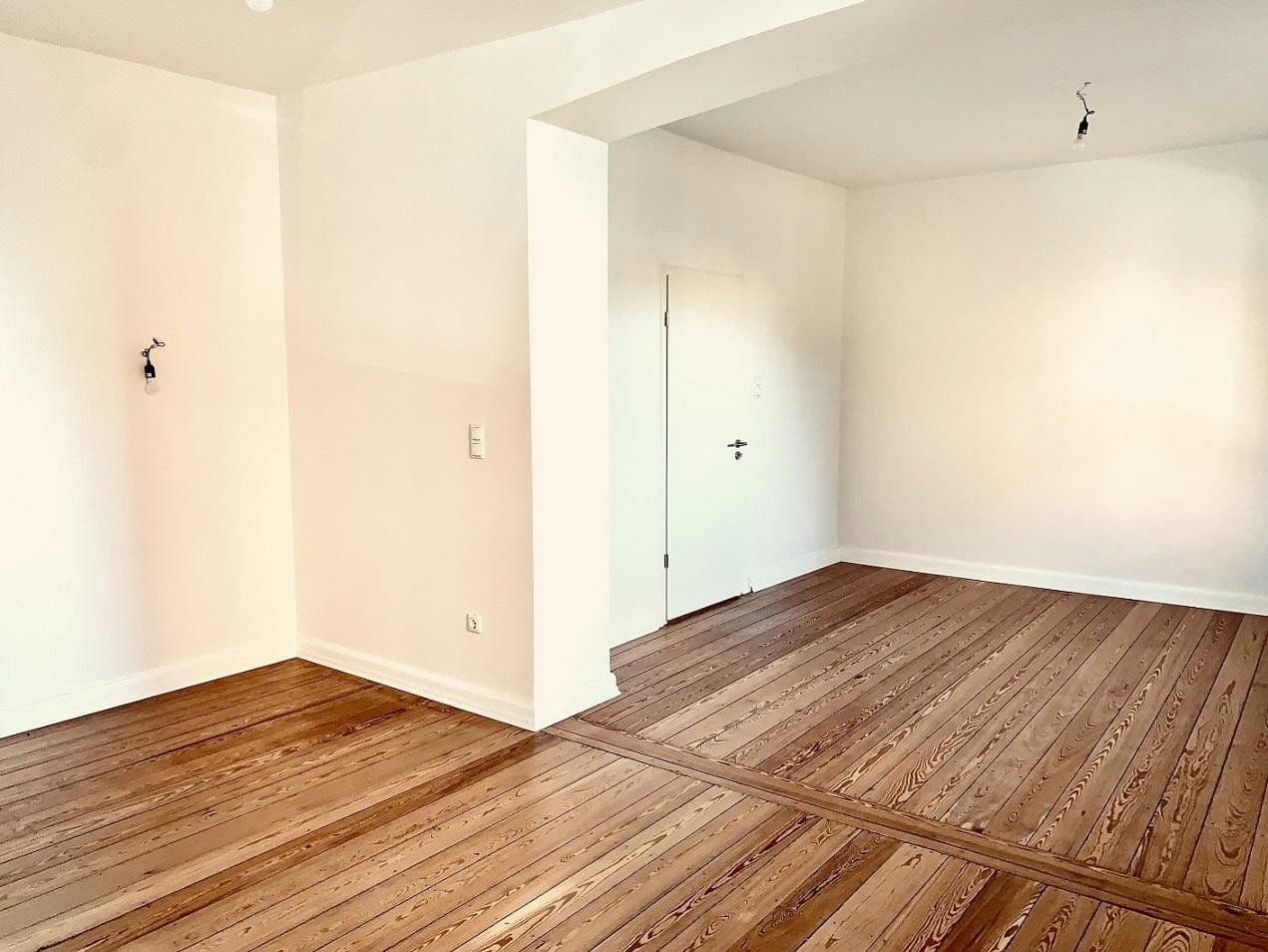 Prenájom domu 216 m², pozemek 350 m², Wallertheim, Porýnie-Falcko Prenájom domu 216 m², pozemek 350 m², Wallertheim, Porýnie-Falcko