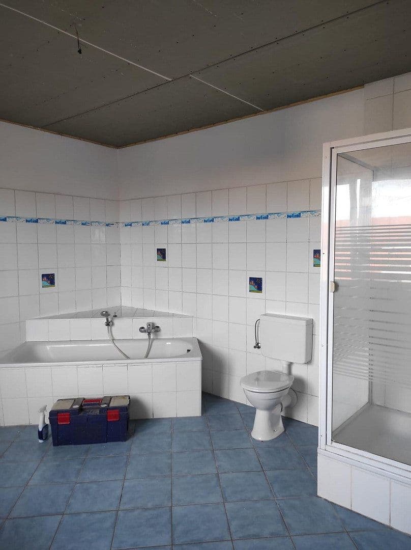 Prenájom bytu 5-izbový 160 m², Dorfstraße 20, Siebenbäumen, Šlezvicko-Holštajnsko Prenájom bytu 5-izbový 160 m², Dorfstraße 20, Siebenbäumen, Šlezvicko-Holštajnsko