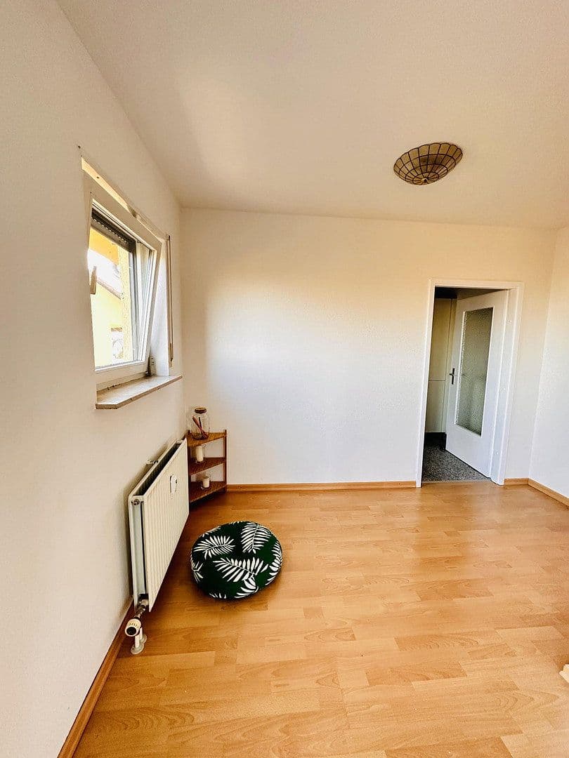 Prenájom bytu 2-izbový 64 m², Leonberg, Bádensko-Wurttembersko Prenájom bytu 2-izbový 64 m², Leonberg, Bádensko-Wurttembersko