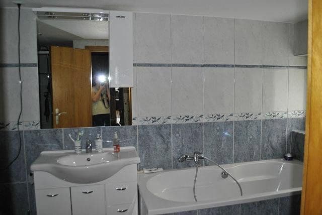 Predaj domu 223 m², pozemek 220 m², Hochstraße 30, Thür, Porýnie-Falcko Predaj domu 223 m², pozemek 220 m², Hochstraße 30, Thür, Porýnie-Falcko