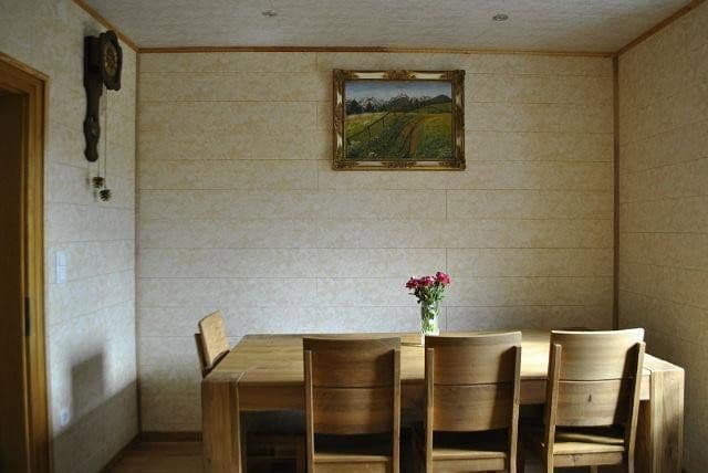 Predaj domu 223 m², pozemek 220 m², Hochstraße 30, Thür, Porýnie-Falcko Predaj domu 223 m², pozemek 220 m², Hochstraße 30, Thür, Porýnie-Falcko