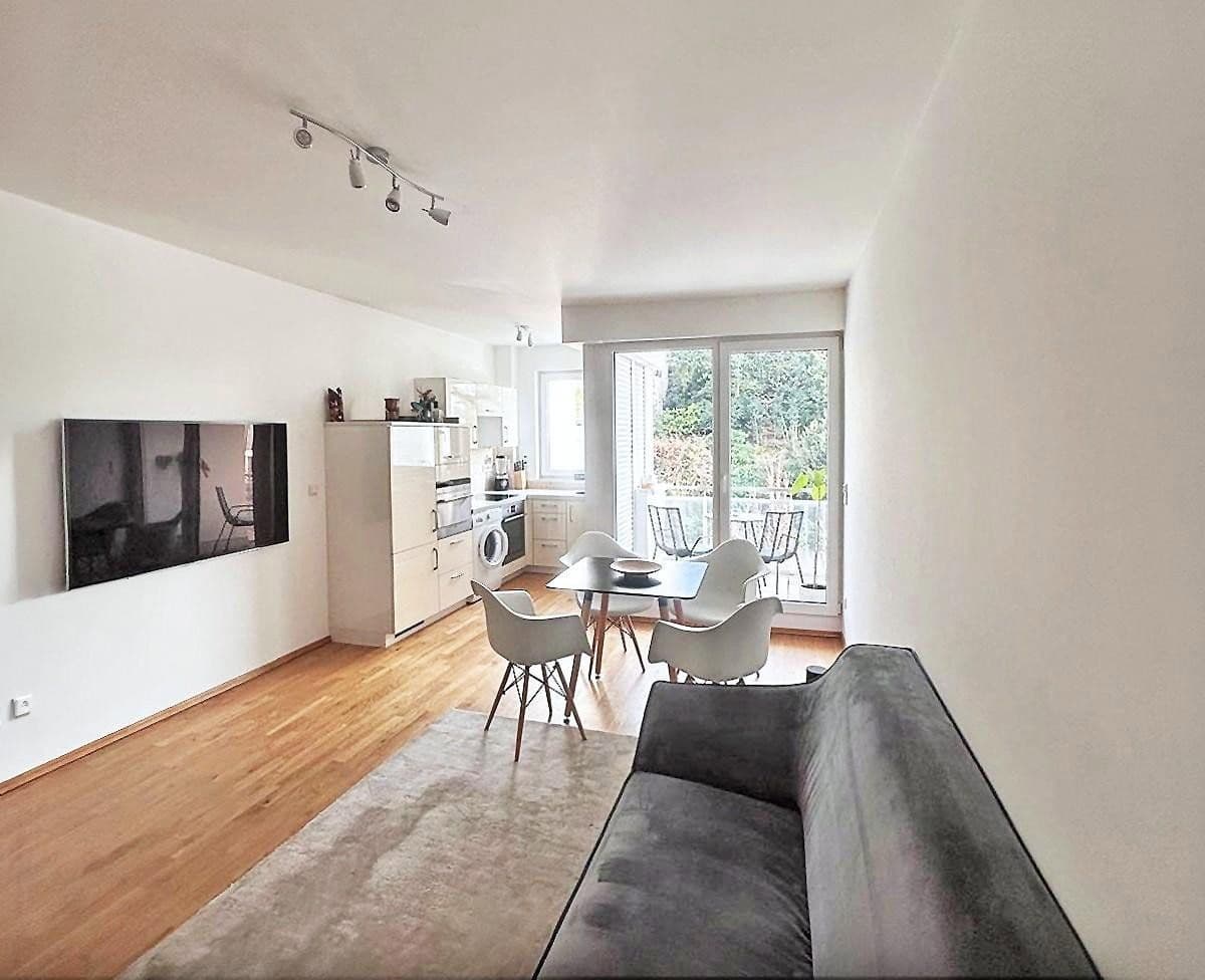 Prenájom bytu 2-izbový 59 m², Dellestraße 73, Düsseldorf, Severné Porýnie - Westfálsko Prenájom bytu 2-izbový 59 m², Dellestraße 73, Düsseldorf, Severné Porýnie - Westfálsko