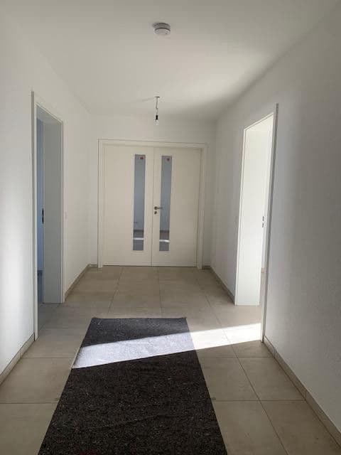 Prenájom bytu 2-izbový 127 m², Swisttal, Severné Porýnie - Westfálsko Prenájom bytu 2-izbový 127 m², Swisttal, Severné Porýnie - Westfálsko