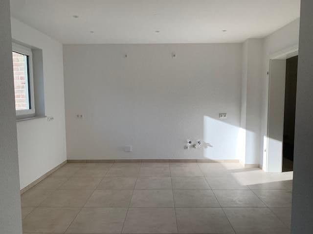 Prenájom bytu 2-izbový 127 m², Swisttal, Severné Porýnie - Westfálsko Prenájom bytu 2-izbový 127 m², Swisttal, Severné Porýnie - Westfálsko
