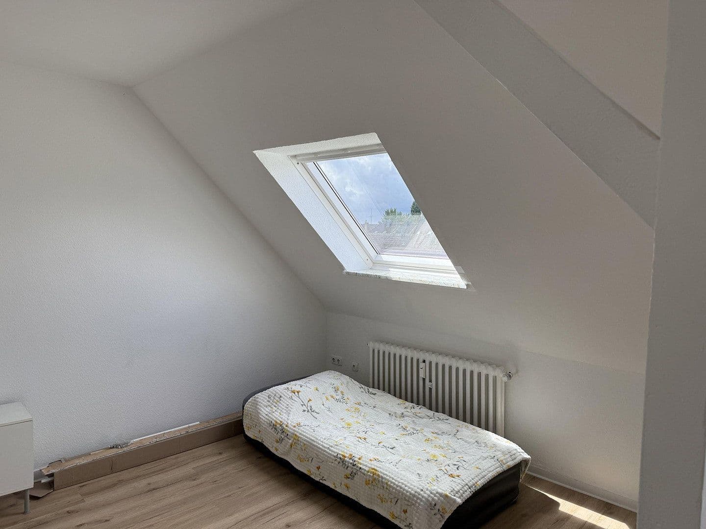 Prenájom bytu 2-izbový 33 m², Duisburg, Severné Porýnie - Westfálsko Prenájom bytu 2-izbový 33 m², Duisburg, Severné Porýnie - Westfálsko