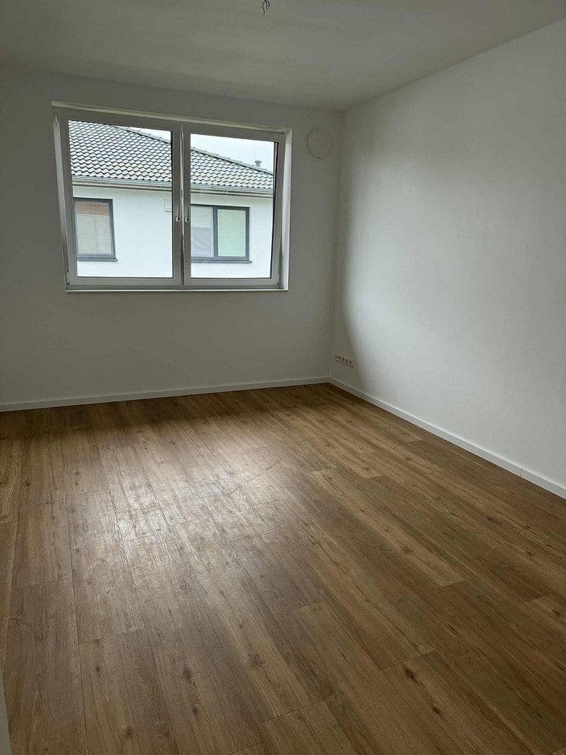 Predaj domu 130 m², pozemek 350 m², Bad Bramstedt, Šlezvicko-Holštajnsko Predaj domu 130 m², pozemek 350 m², Bad Bramstedt, Šlezvicko-Holštajnsko