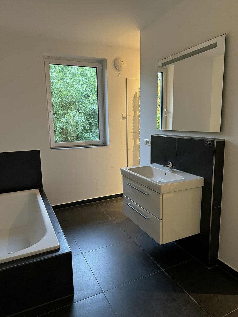 Predaj domu 130 m², pozemek 350 m², Bad Bramstedt, Šlezvicko-Holštajnsko Predaj domu 130 m², pozemek 350 m², Bad Bramstedt, Šlezvicko-Holštajnsko