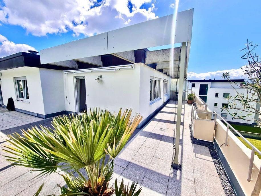 Predaj bytu 3-izbový 90 m², Friedrichshafen, Bádensko-Wurttembersko Predaj bytu 3-izbový 90 m², Friedrichshafen, Bádensko-Wurttembersko